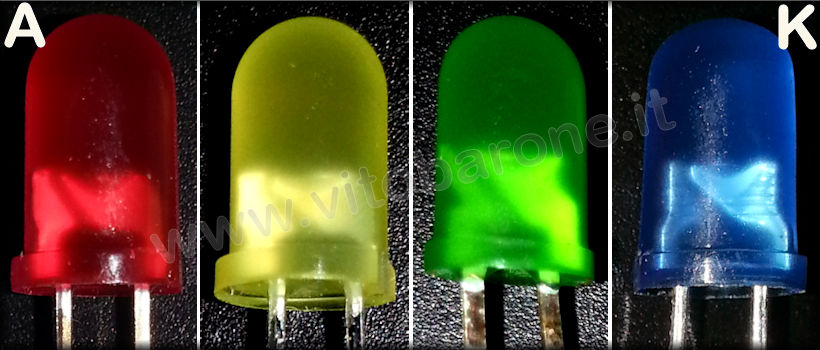 Diodi LED lampeggianti rapidi 3 mm per DC 6 – 13 V lente bianca/colori cambiati automaticamente, 100 pezzi 100 pezzi / diodo elettroluminescente lampadina multicolore