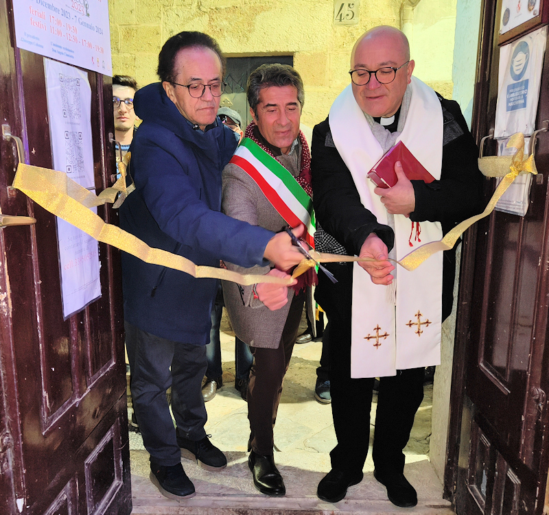 Taglio del nastro