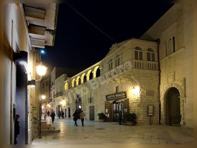 Altamura di sera - corso Federico II di Svevia