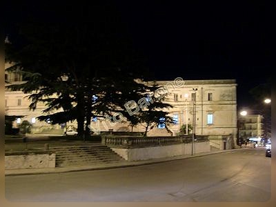 Altamura di sera - piazza Zanardelli