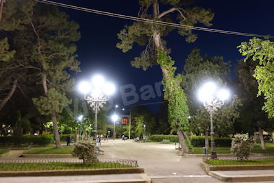 Altamura di sera - Villa comunale