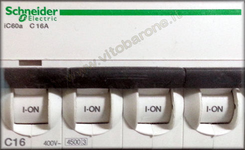 magnetotermico a 4 poli